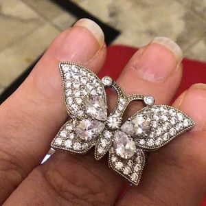 Butterfly ring size 11